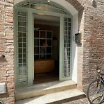 Estense 12 In Centro Citta * Ferrara