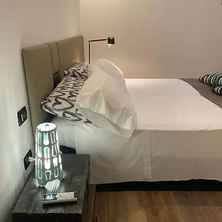 Estense 12 In Centro Citta Apartment Ferrara